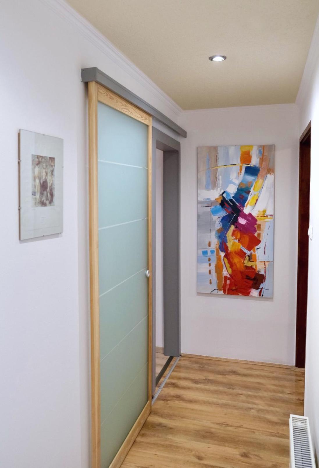 Tron 2 Apartman *