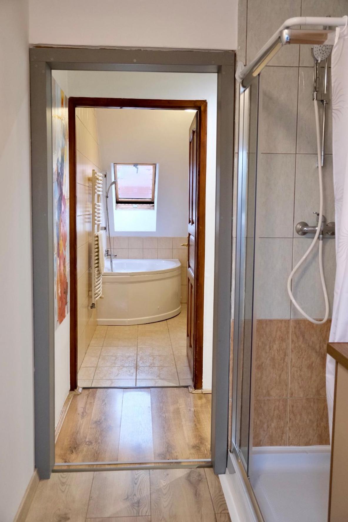 Apartman Tron 2
